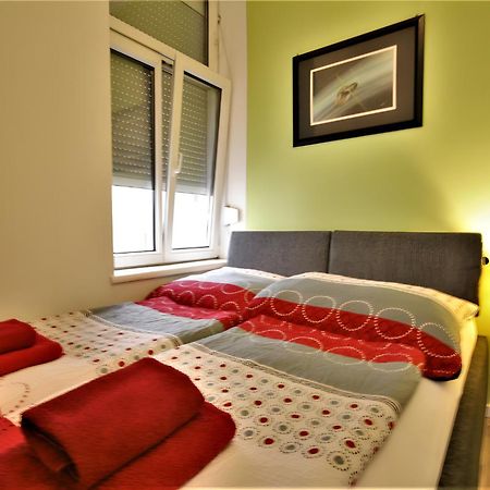 Modern Flat With 2 Rooms, Close To Schoenbrunn 维也纳 外观 照片